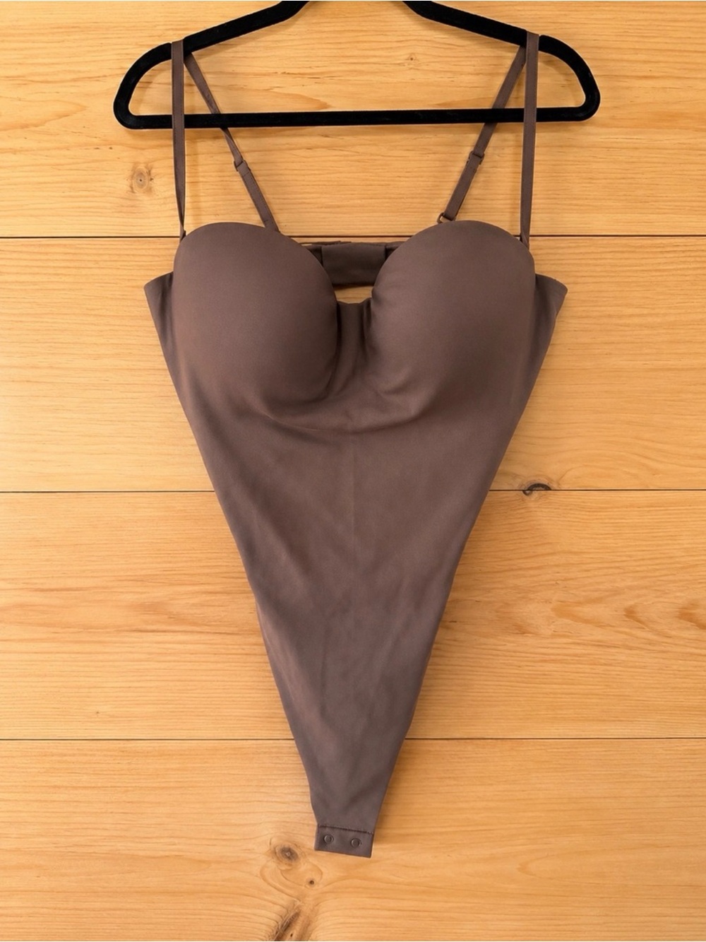 SKIMS NWT Molded Underwire Bodysuit in Cocoa s (B13)